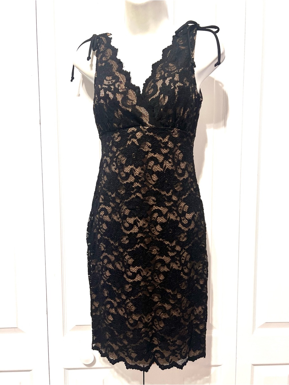Upfront Vintage Little Black Lace  Stretch Slip Dress with Nude Lining-Size 7